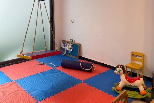 eMbrace Lives - Delhi